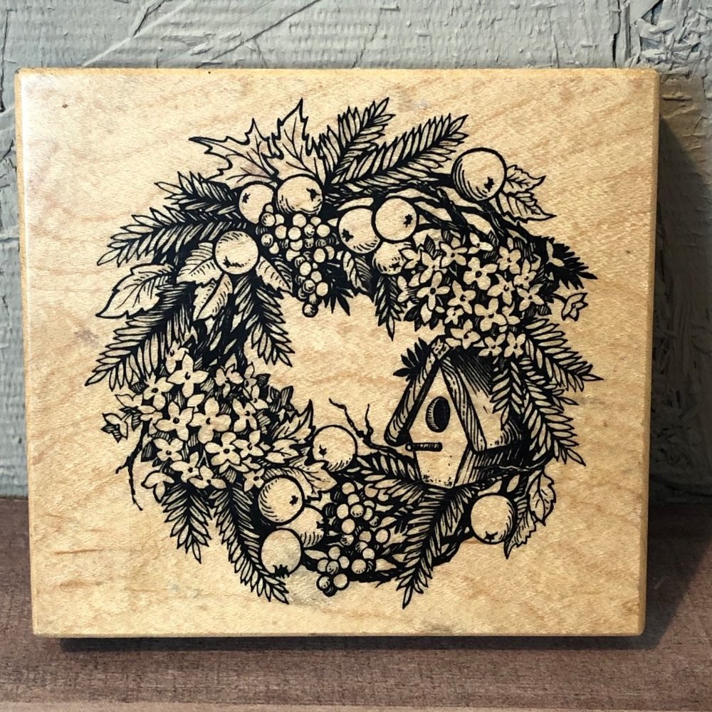 PSX K-1593 Birdhouse Fruit & Floral Wreath Pine Fruit Holly Birdhouse